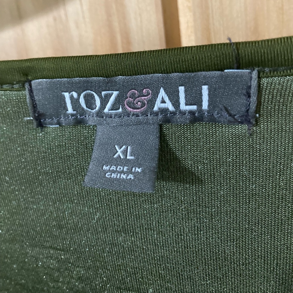 Roz & Ali Green Velvet Bohemian Blouse - Picture 3 of 5